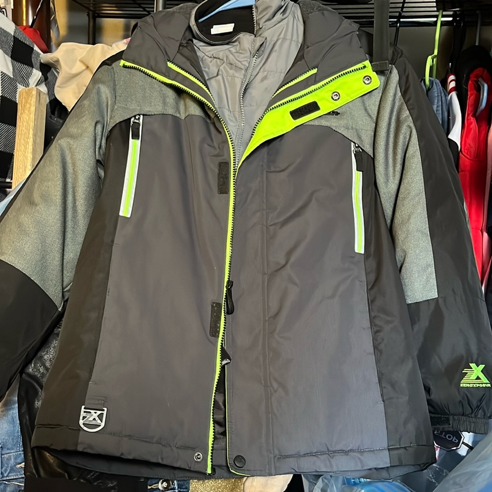 Boys 10-12 Xposure warm two layer jacket.